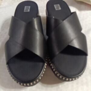 FitFlop Women's Eloise Espadrille Leather Wedge Cross Slide Sandals in black S 7